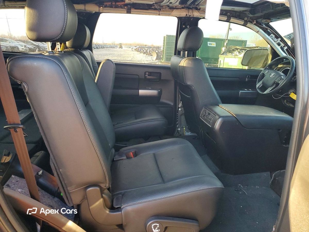 Toyota Sequoia 2018