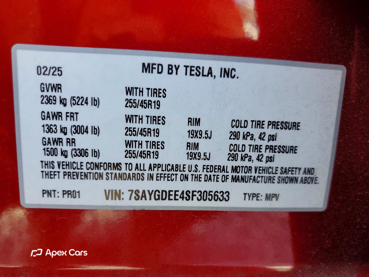 Tesla Model Y 2025