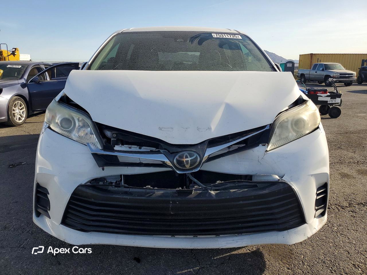 Toyota Sienna 2018
