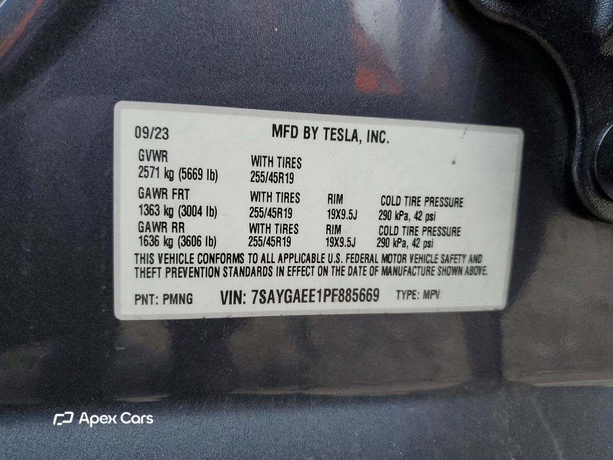 Tesla Model Y 2023