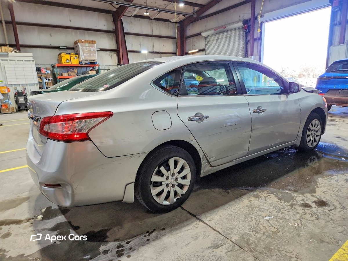 Nissan Sentra 2015