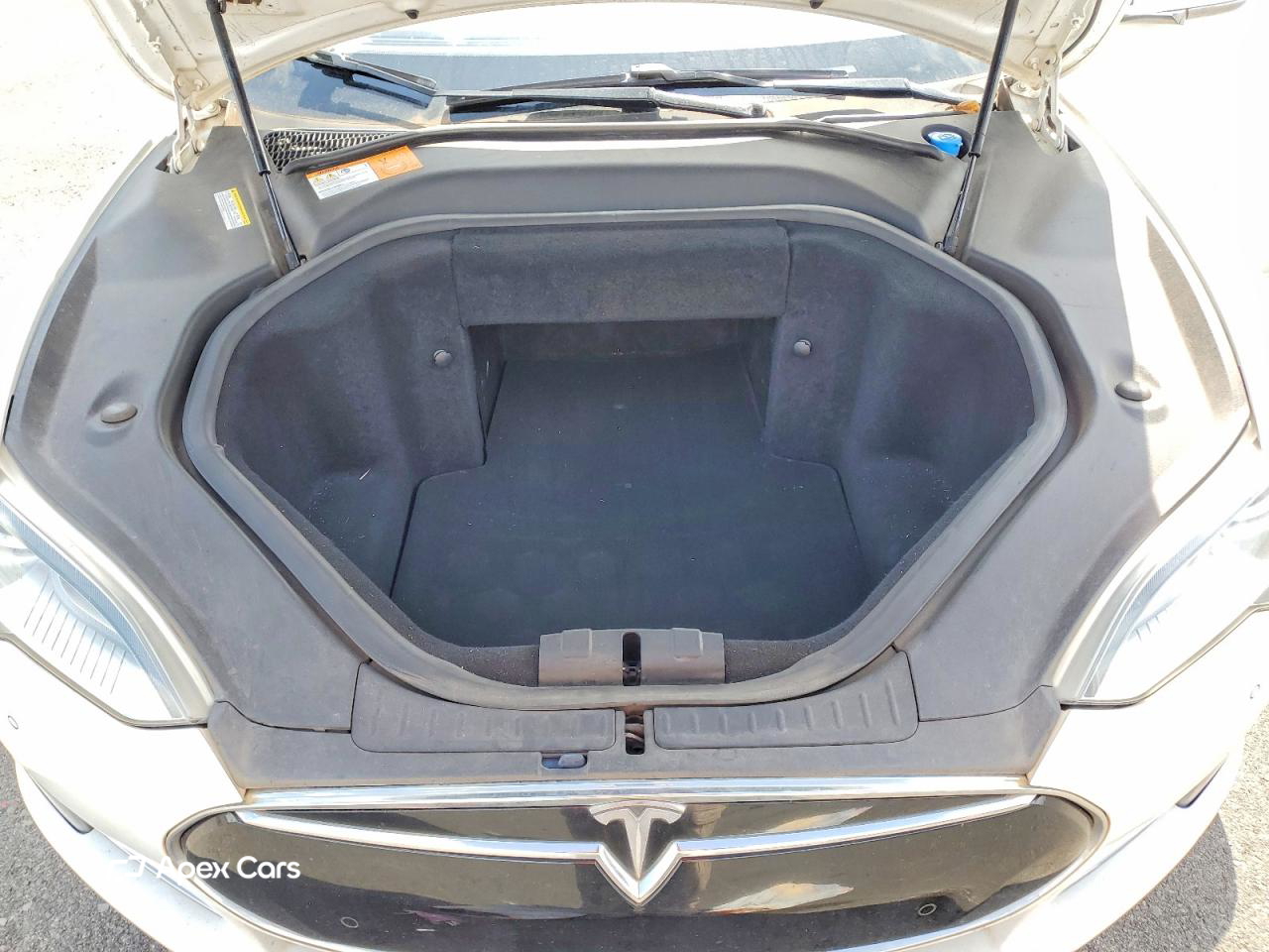 Tesla Model S 2014