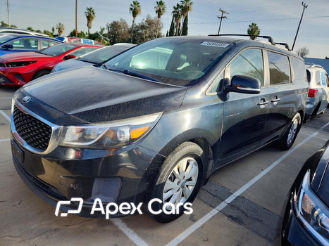 Kia Sedona 2016 - Image 1 of 13