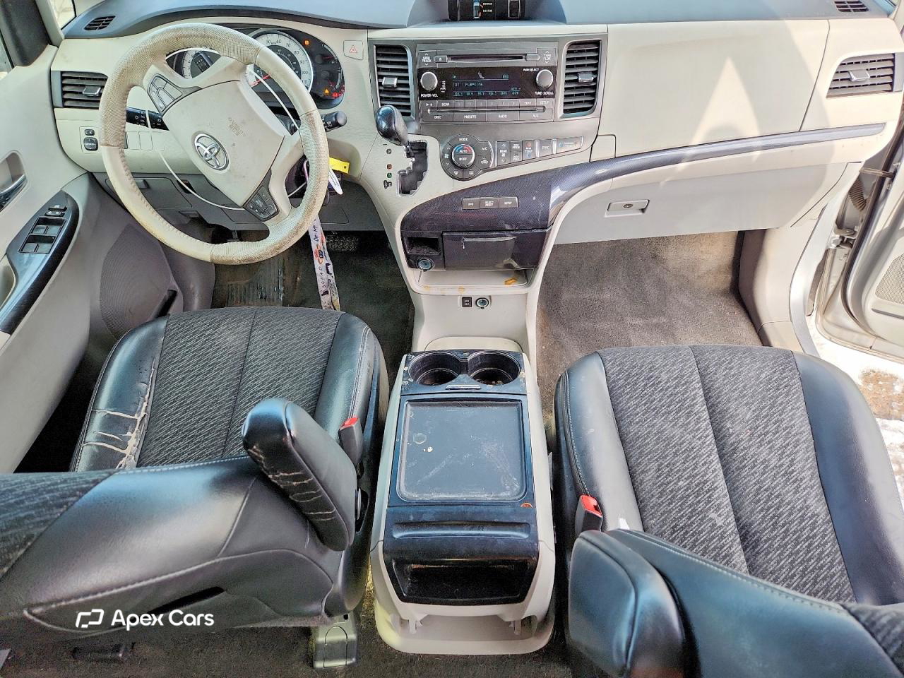 Toyota Sienna 2014