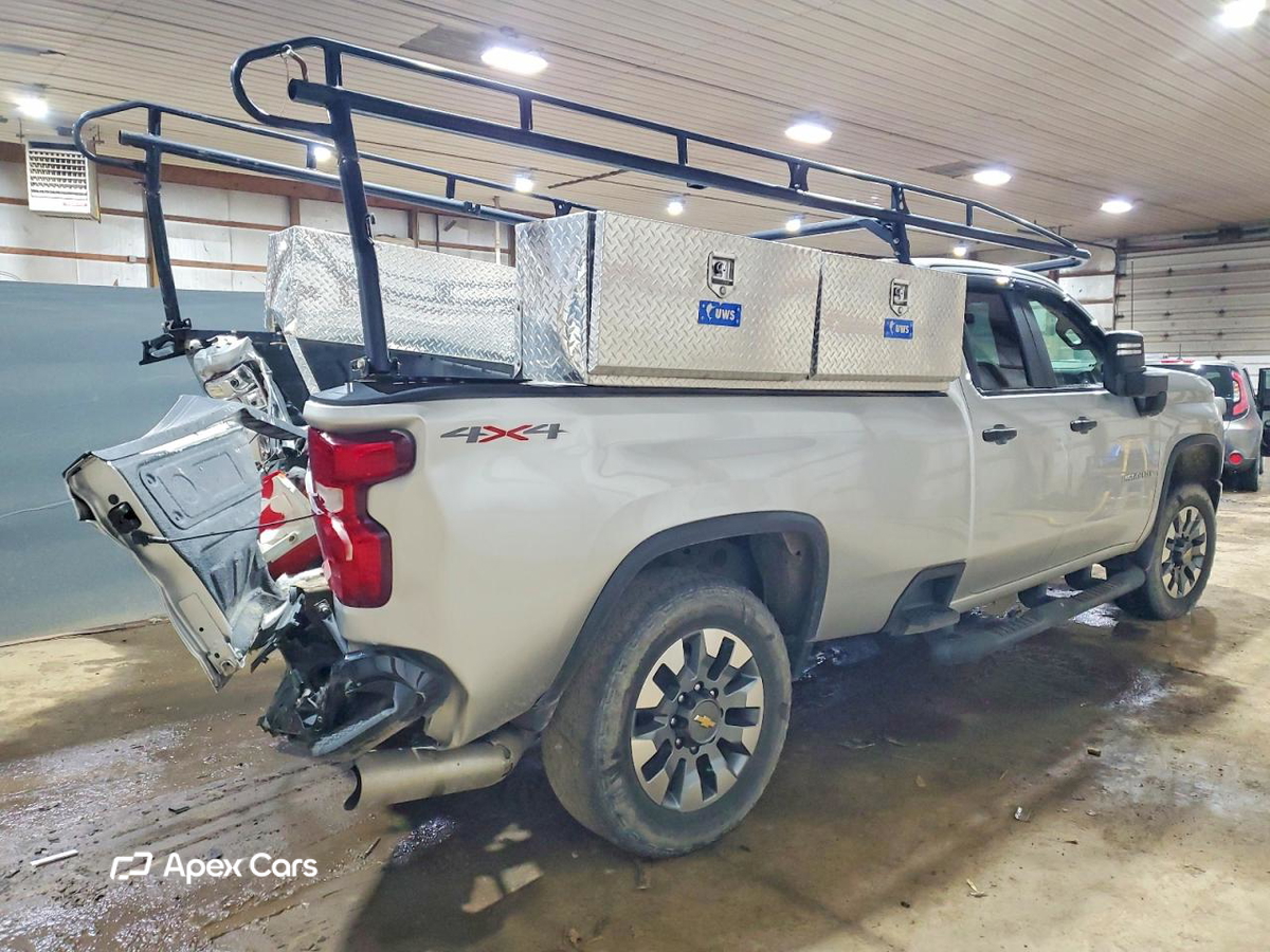Chevrolet Silverado 2022