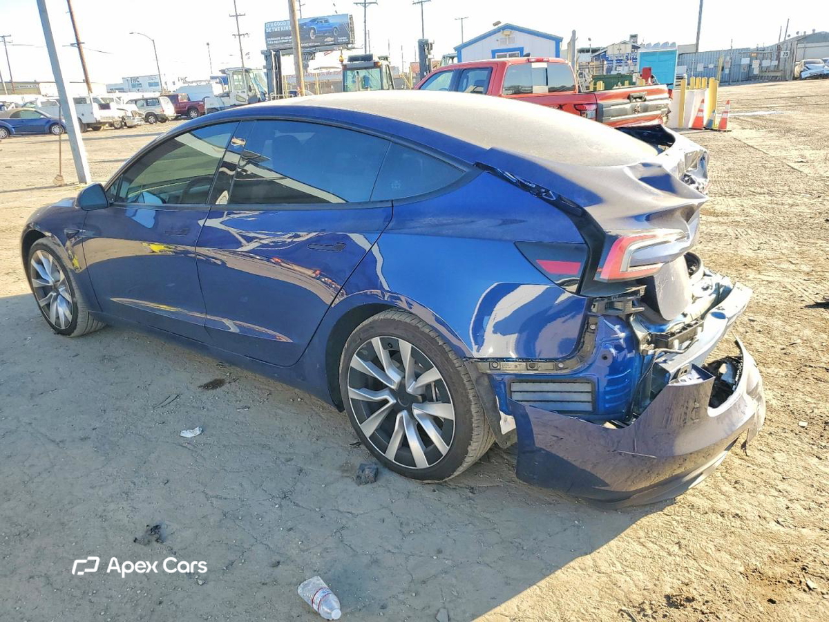 Tesla Model 3 2024