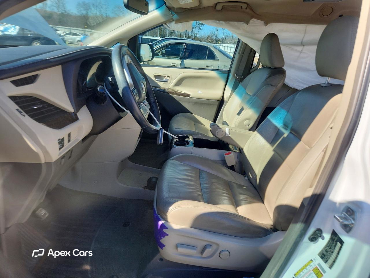 Toyota Sienna 2017