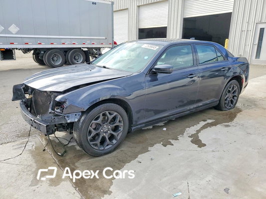 Chrysler 300 2019 - Image 1 of 13