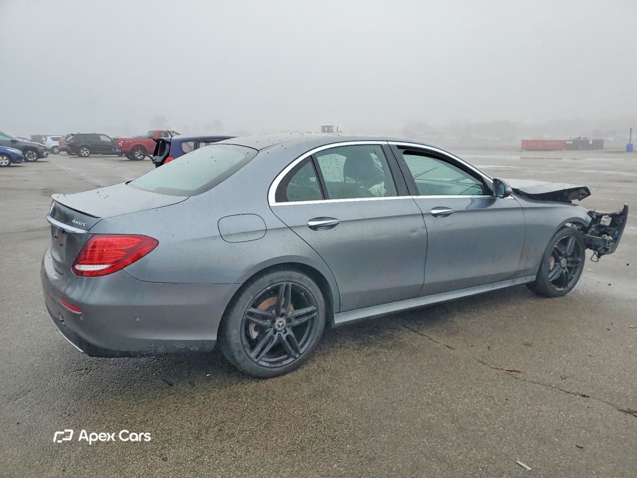 Mercedes-Benz  2018