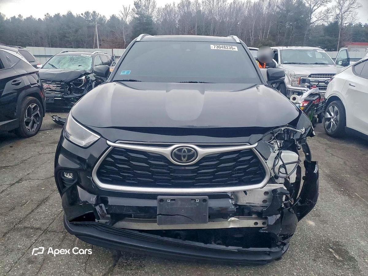 Toyota Highlander 2021