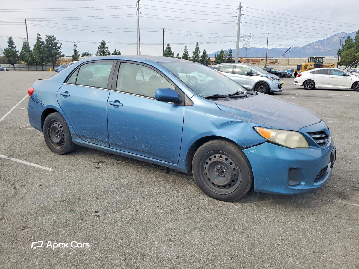 Toyota Corolla 2013