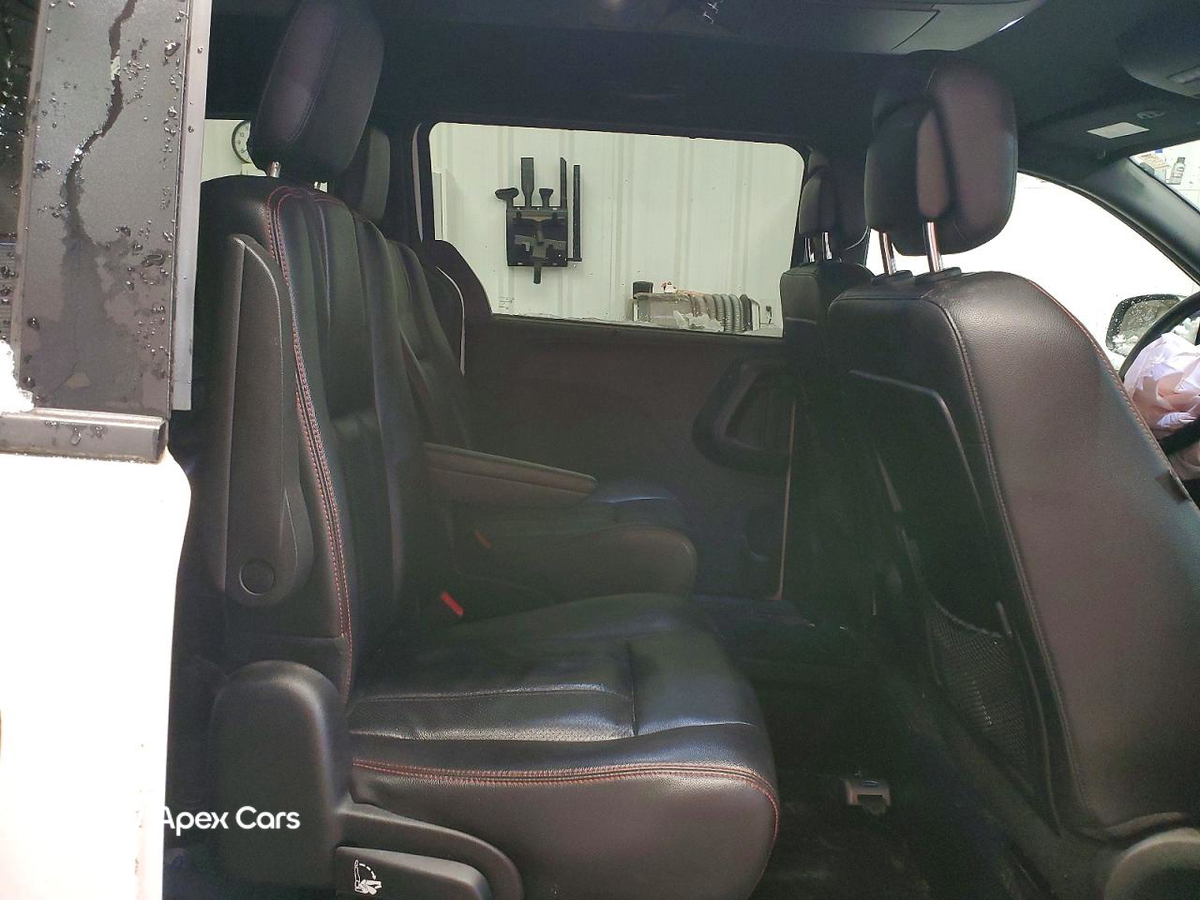 Dodge Caravan 2018