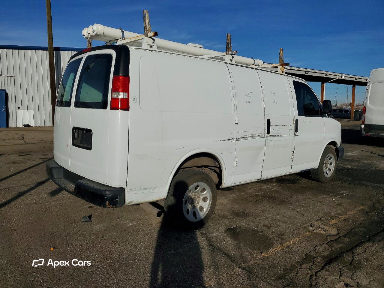 Chevrolet Express 2013