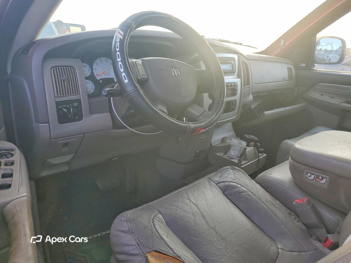 Dodge RAM 2004