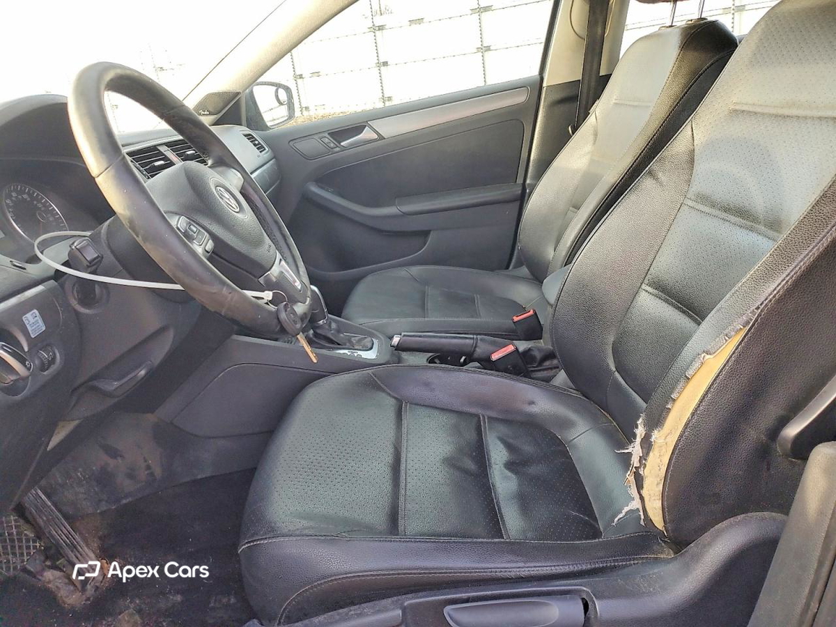 Volkswagen Jetta 2014