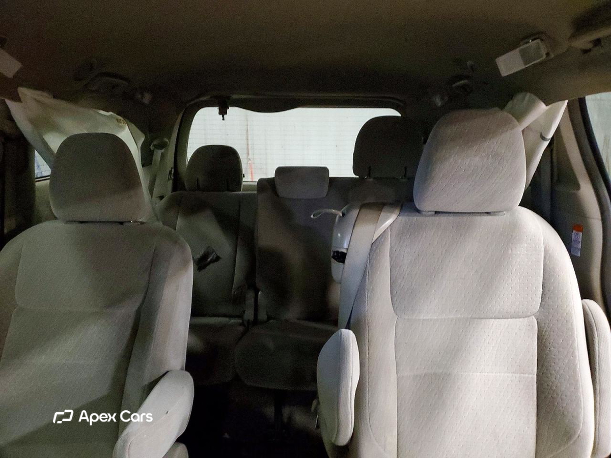 Toyota Sienna 2015