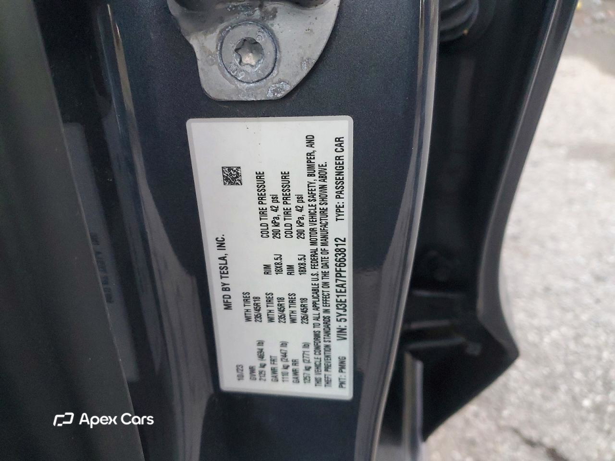 Tesla Model 3 2023