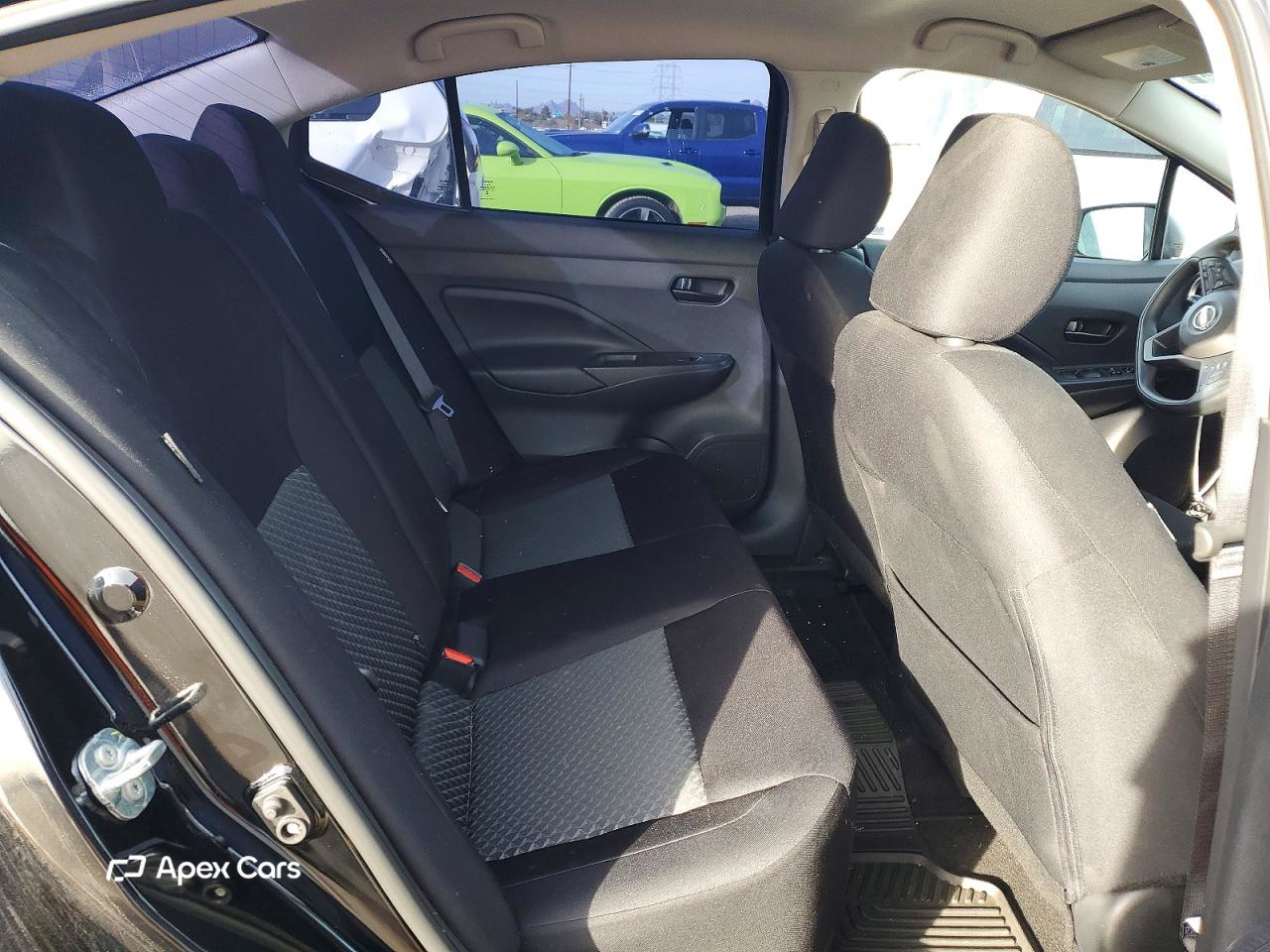 Nissan Versa 2024