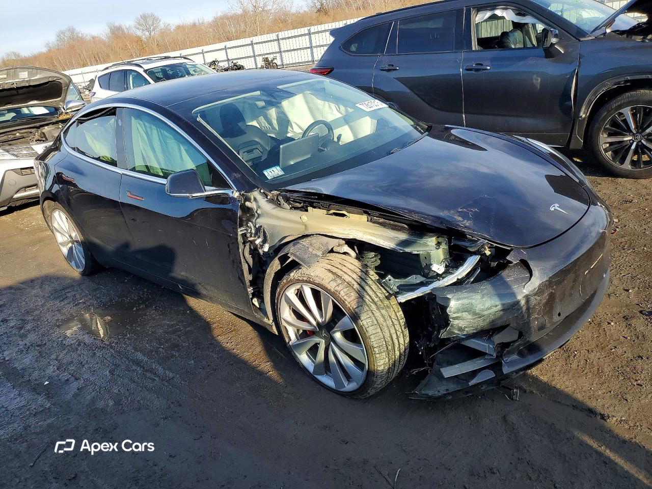 Tesla Model 3 2018