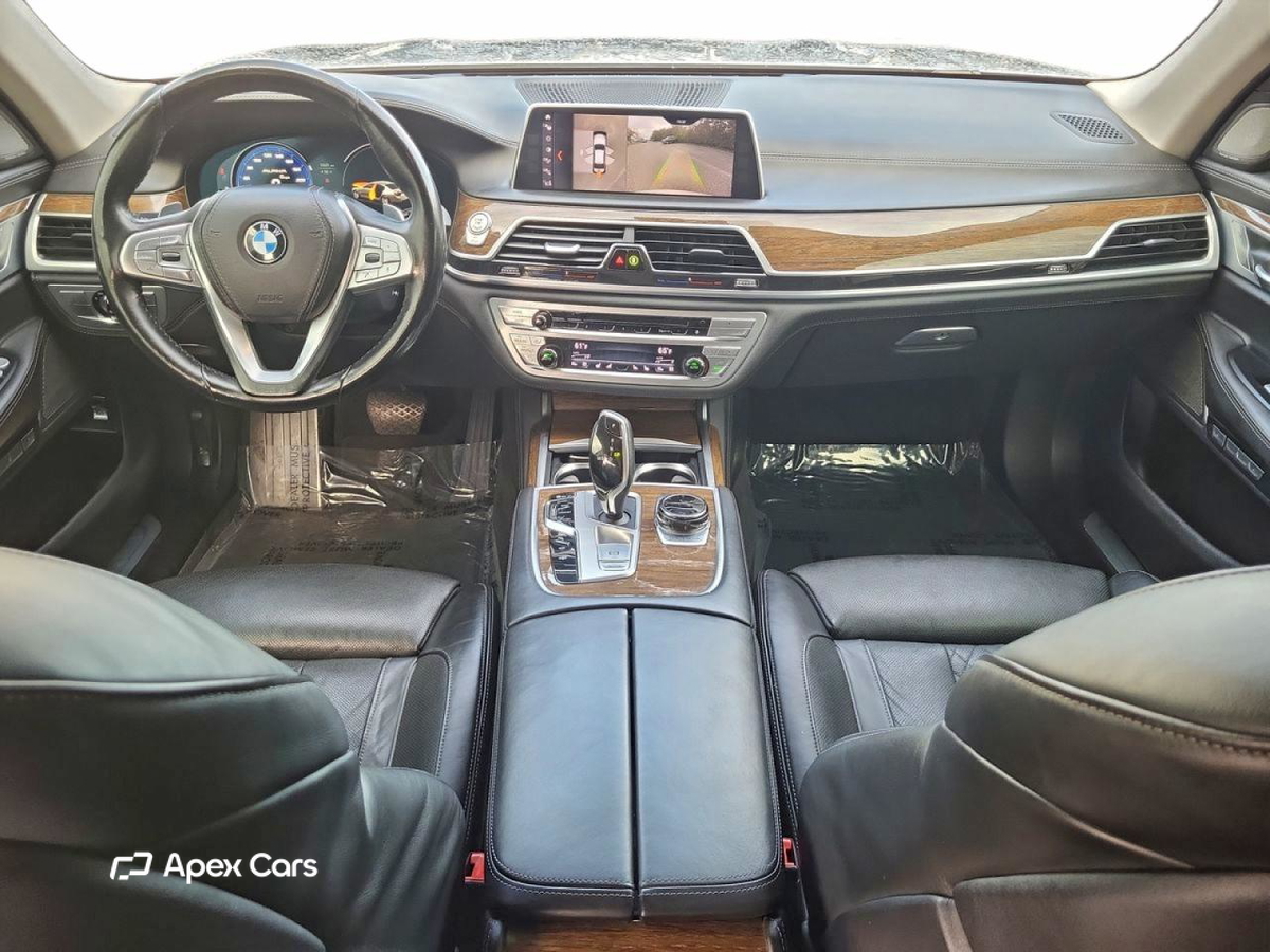 BMW Series 7 2018