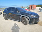 Lexus UX 2019