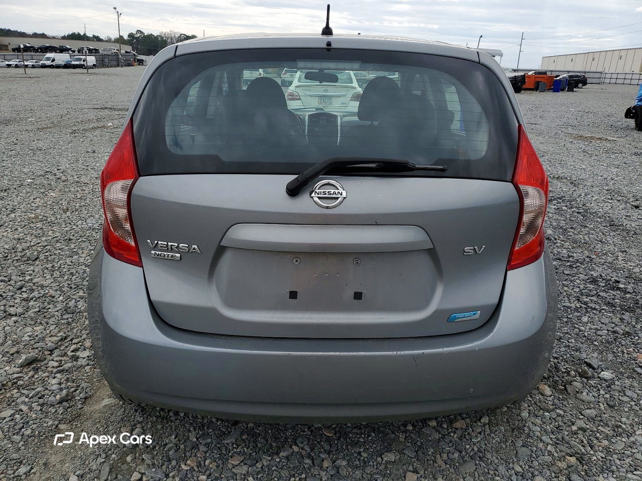 Nissan Versa 2015