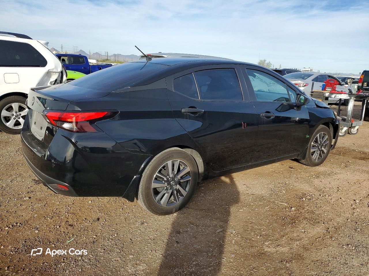 Nissan Versa 2024