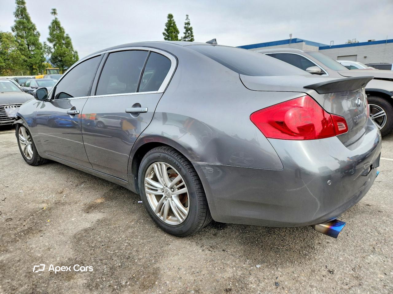 Infiniti G 2010