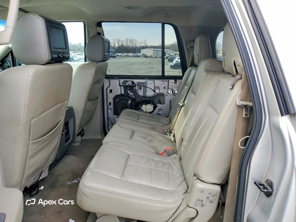 Ford Expedition 2012