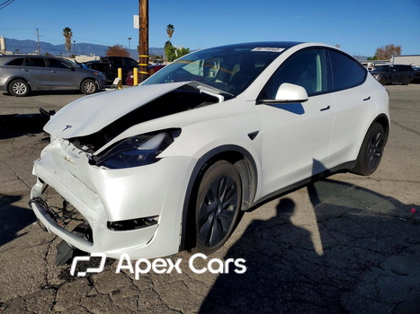 Tesla Model Y 2024 - Image 1 of 15
