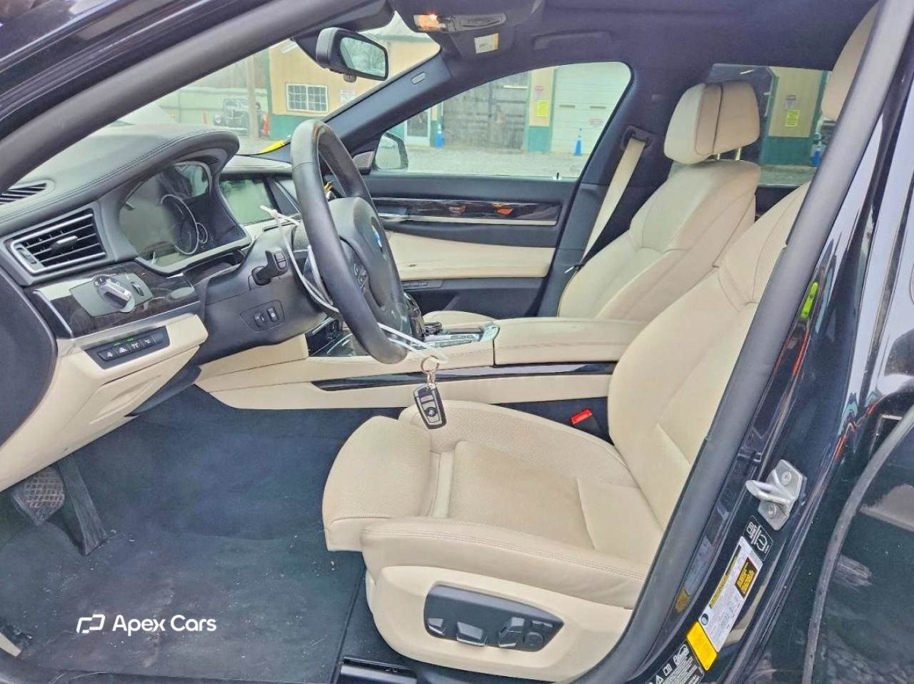 BMW Series 7 2014