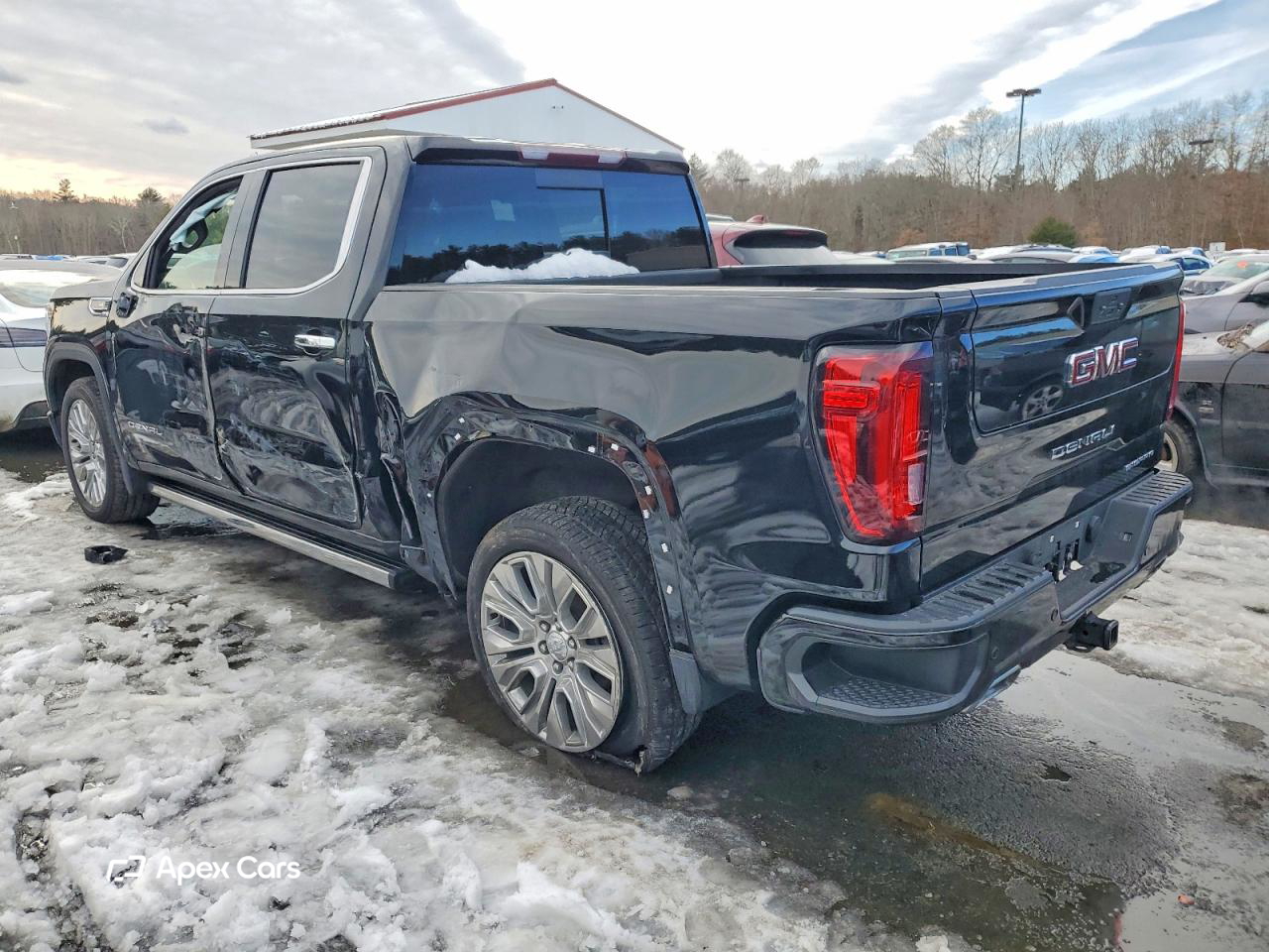 GMC  2022