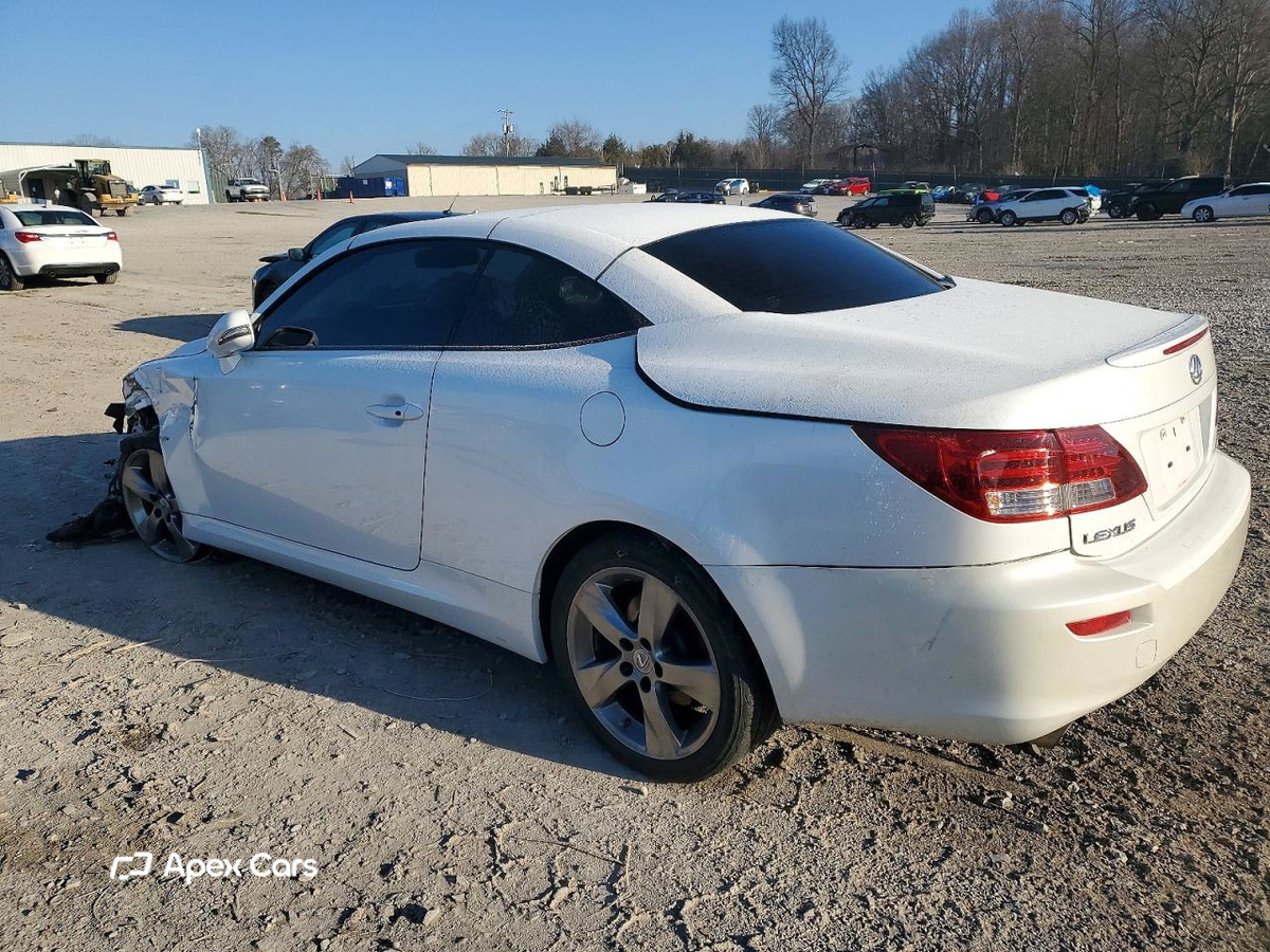 Lexus IS 2010