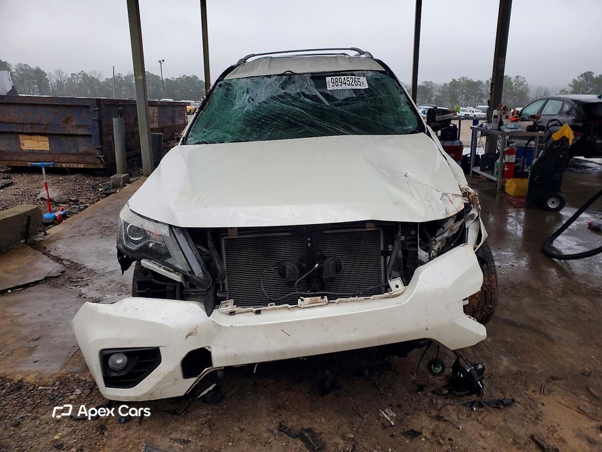 Nissan Pathfinder 2019