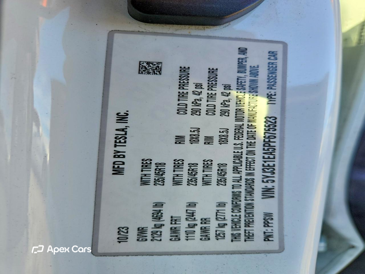 Tesla Model 3 2023