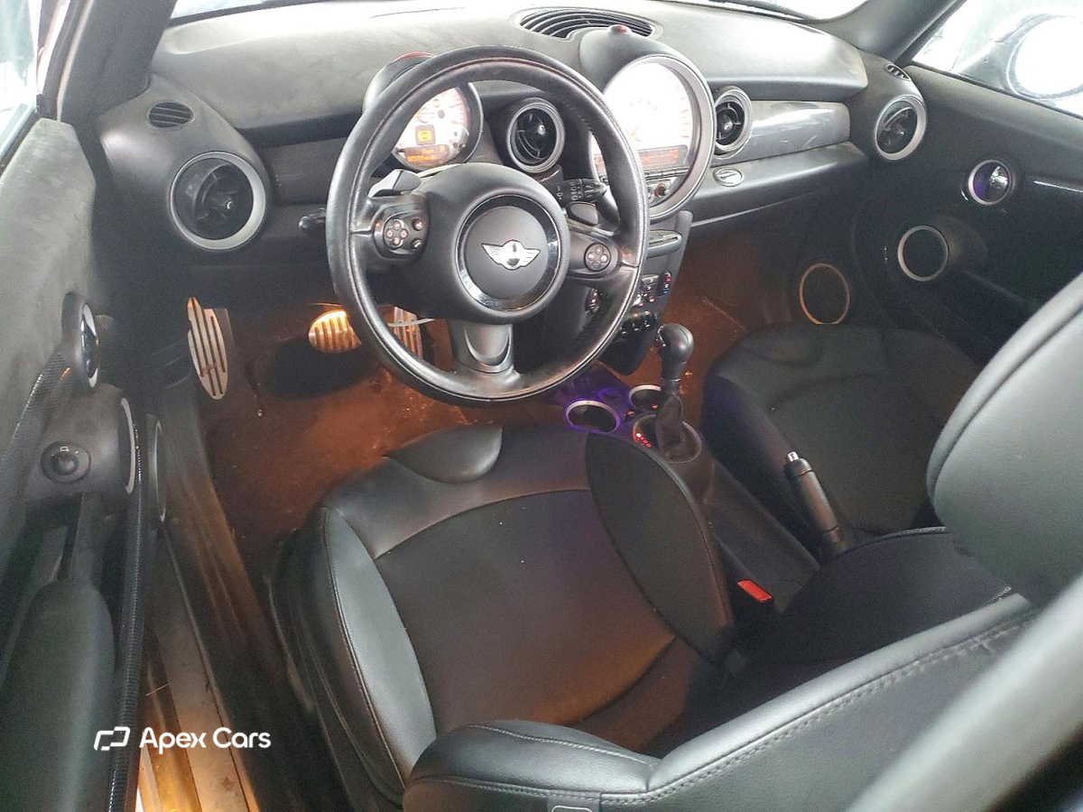 MINI Cooper 2013