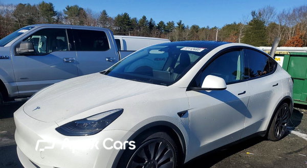 Tesla Model Y 2023 - Zdjęcie 1 z 12