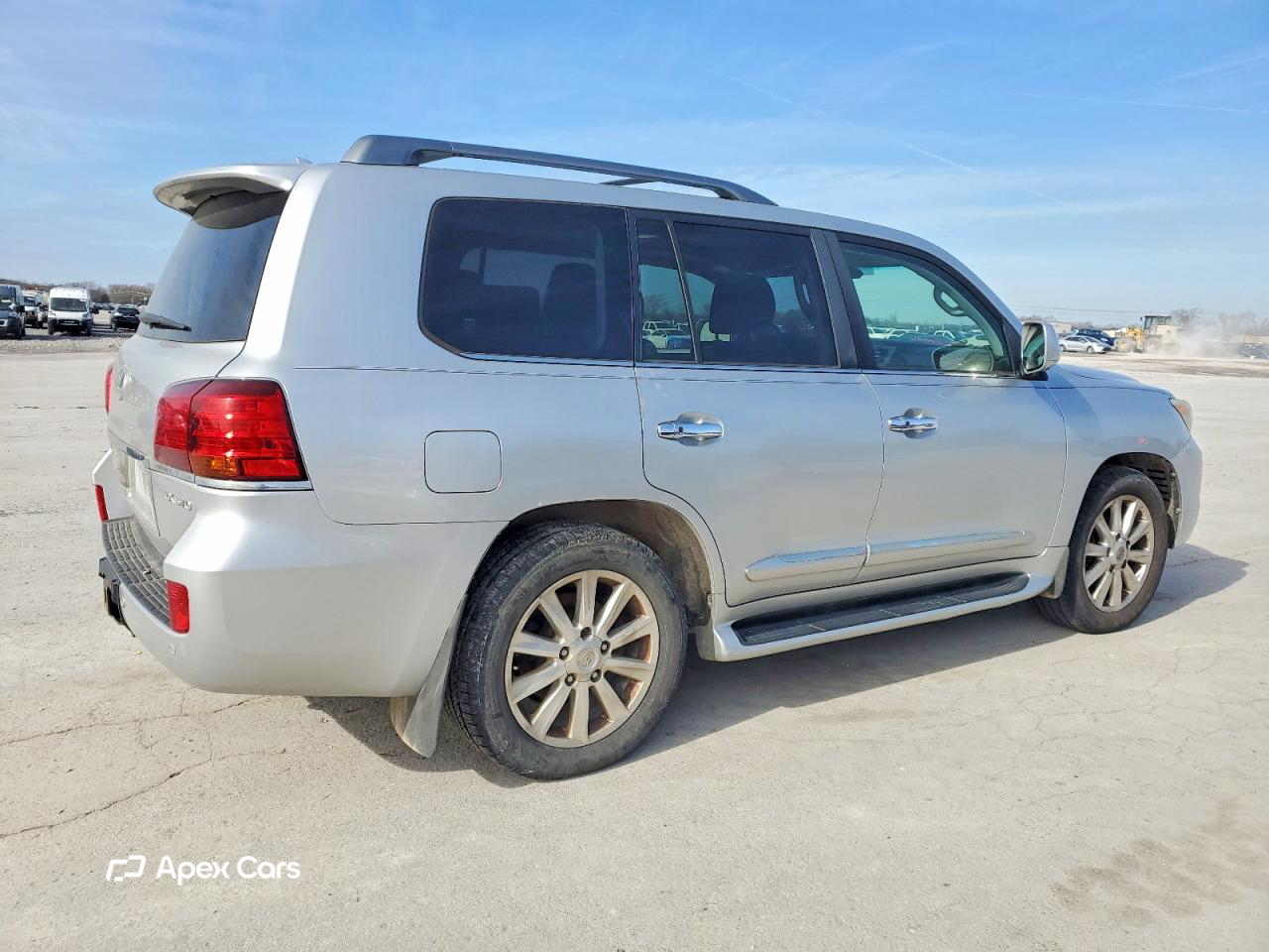 Lexus LX 2011