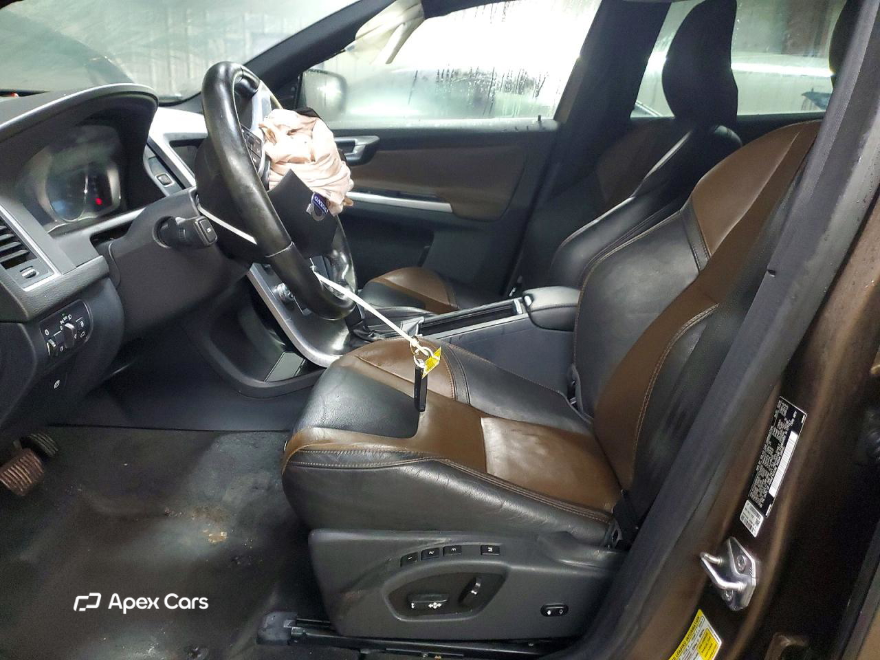 Volvo XC60 2015