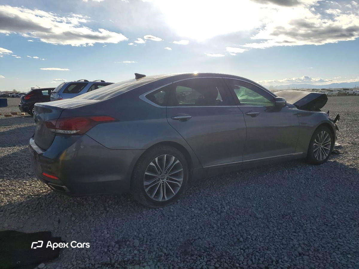 Hyundai Genesis 2015