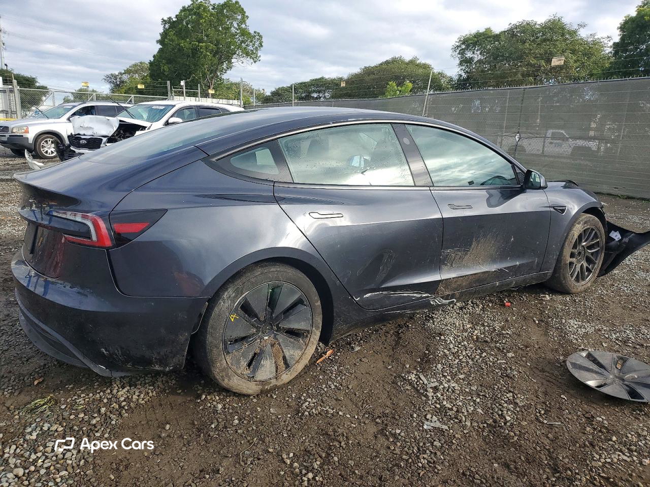 Tesla Model 3 2025