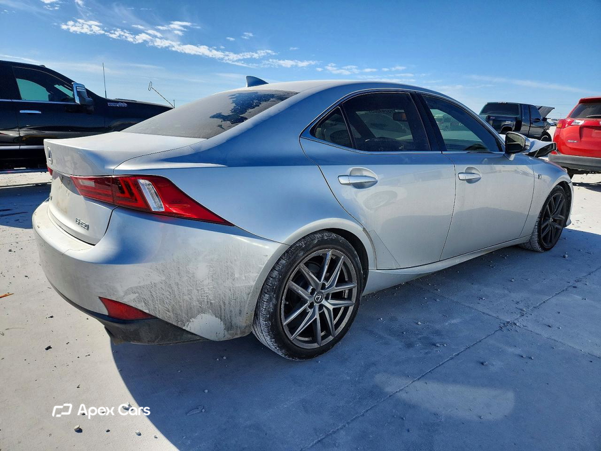 Lexus IS 2015