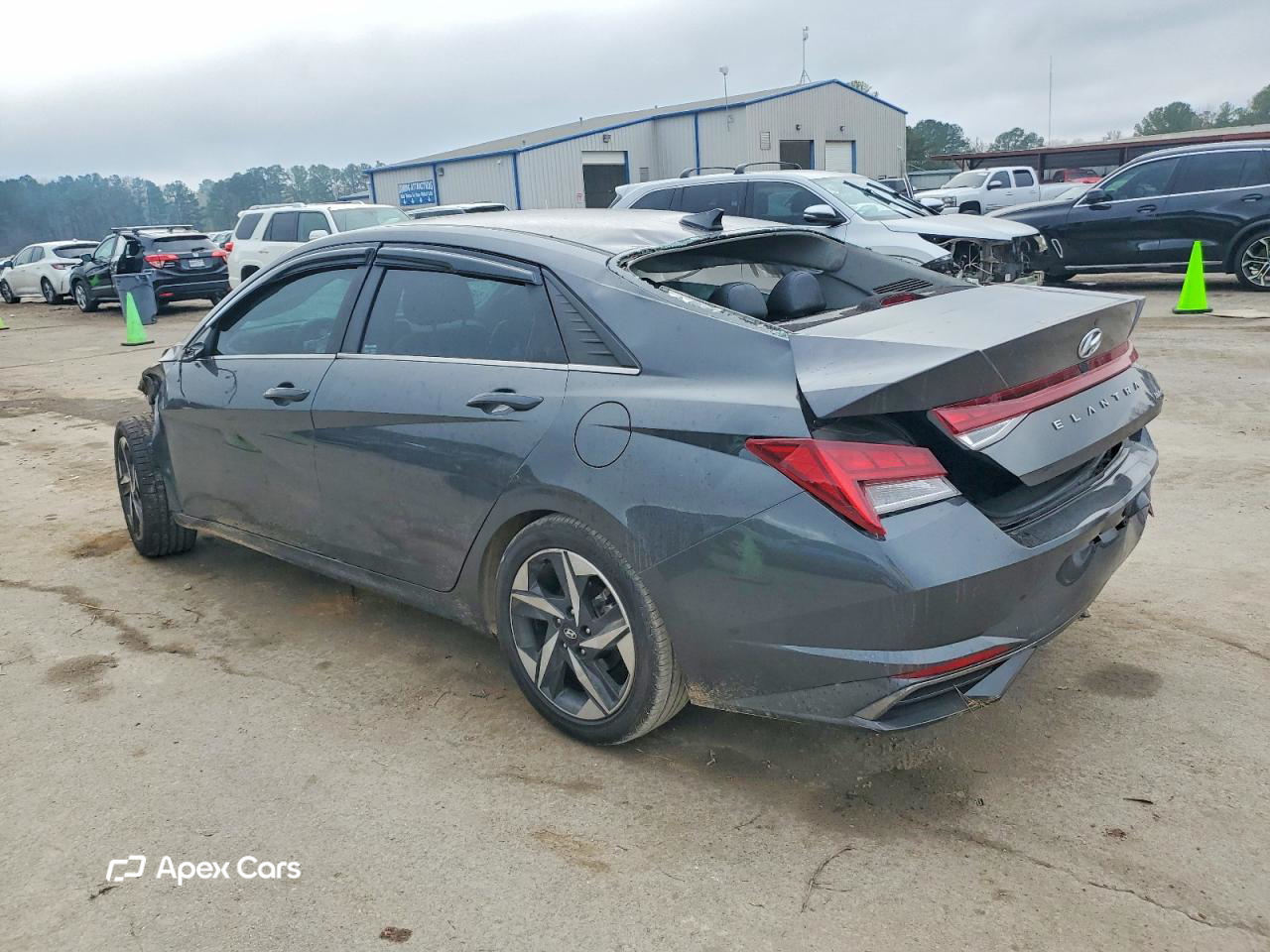 Hyundai Elantra 2021