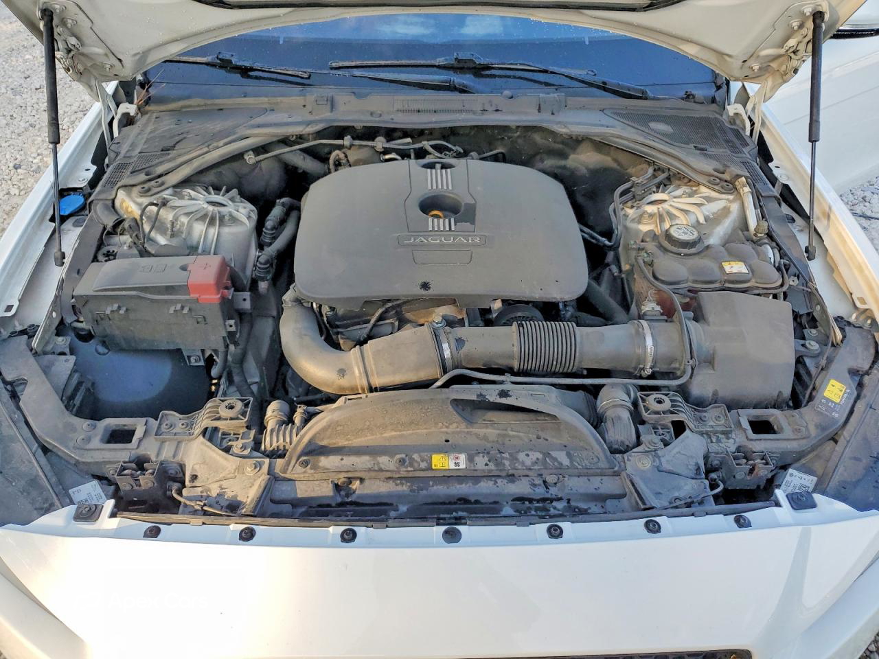 Jaguar XE 2017