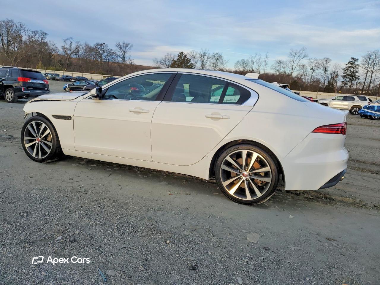 Jaguar XE 2020