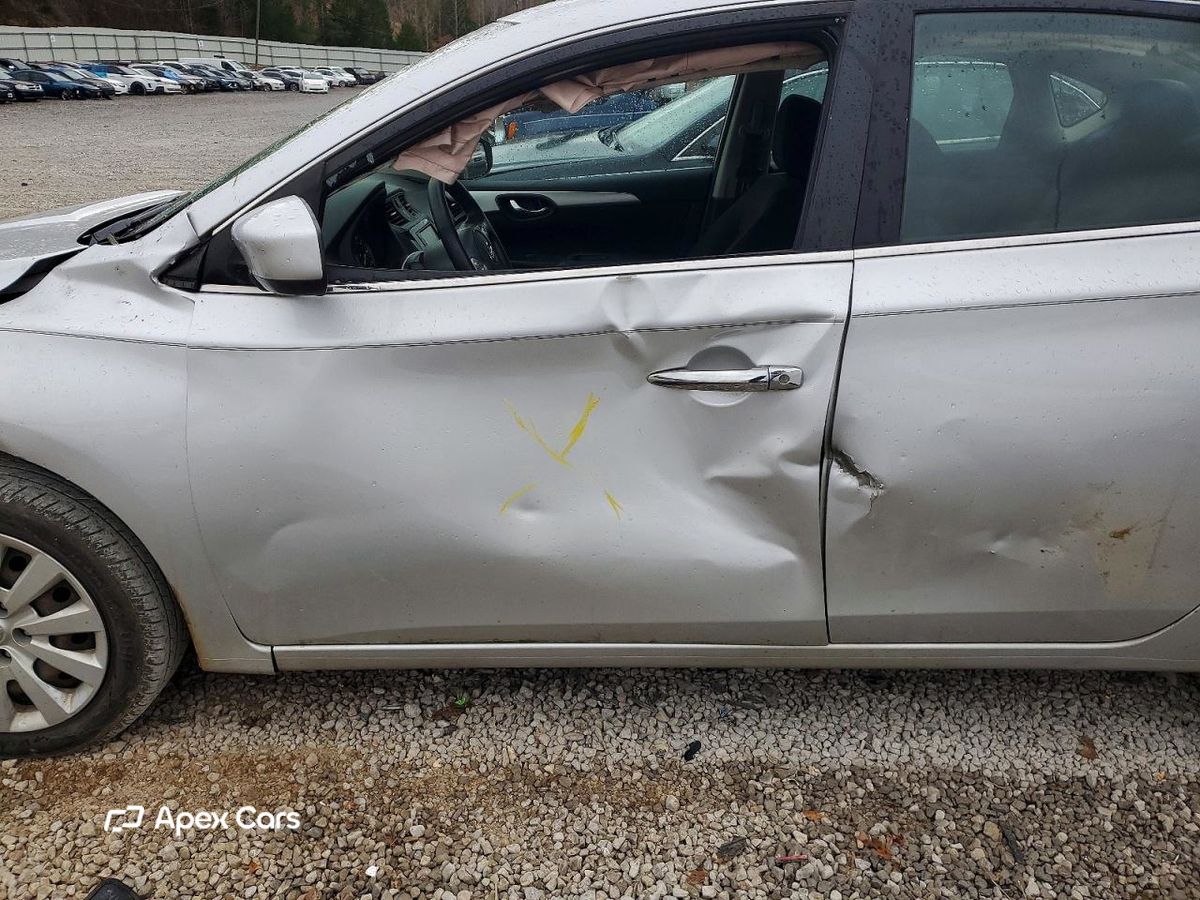 Nissan Sentra 2019