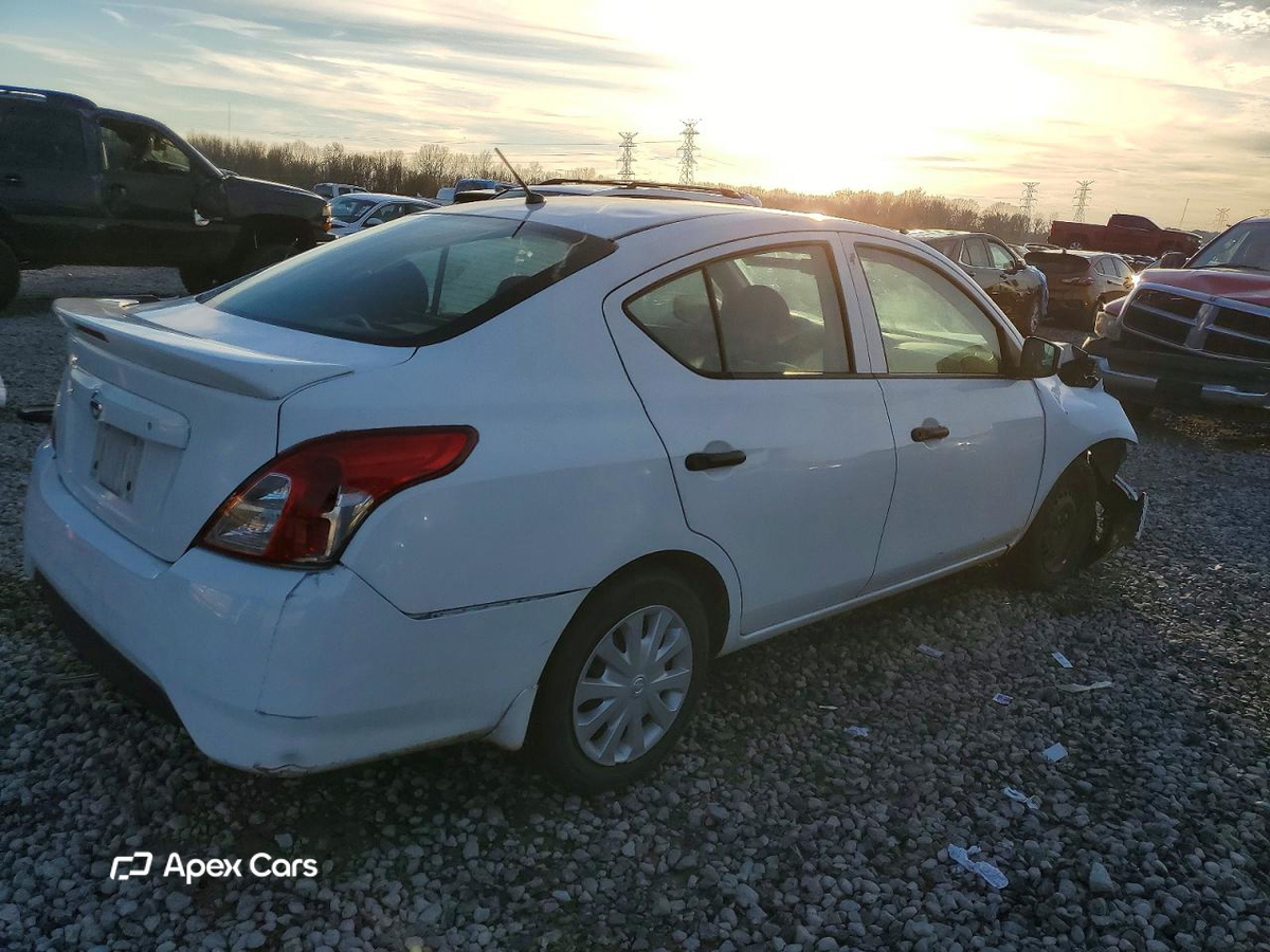 Nissan Versa 2019