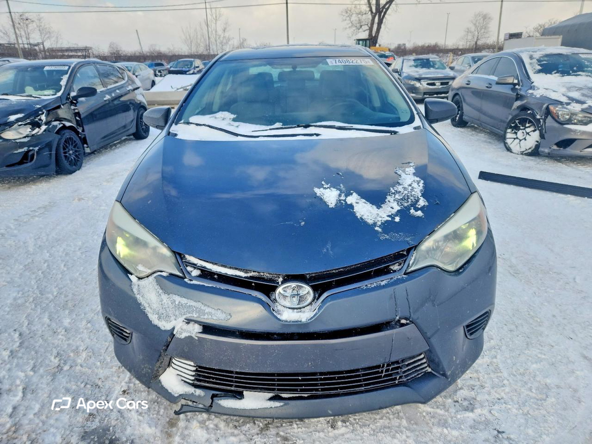 Toyota Corolla 2015