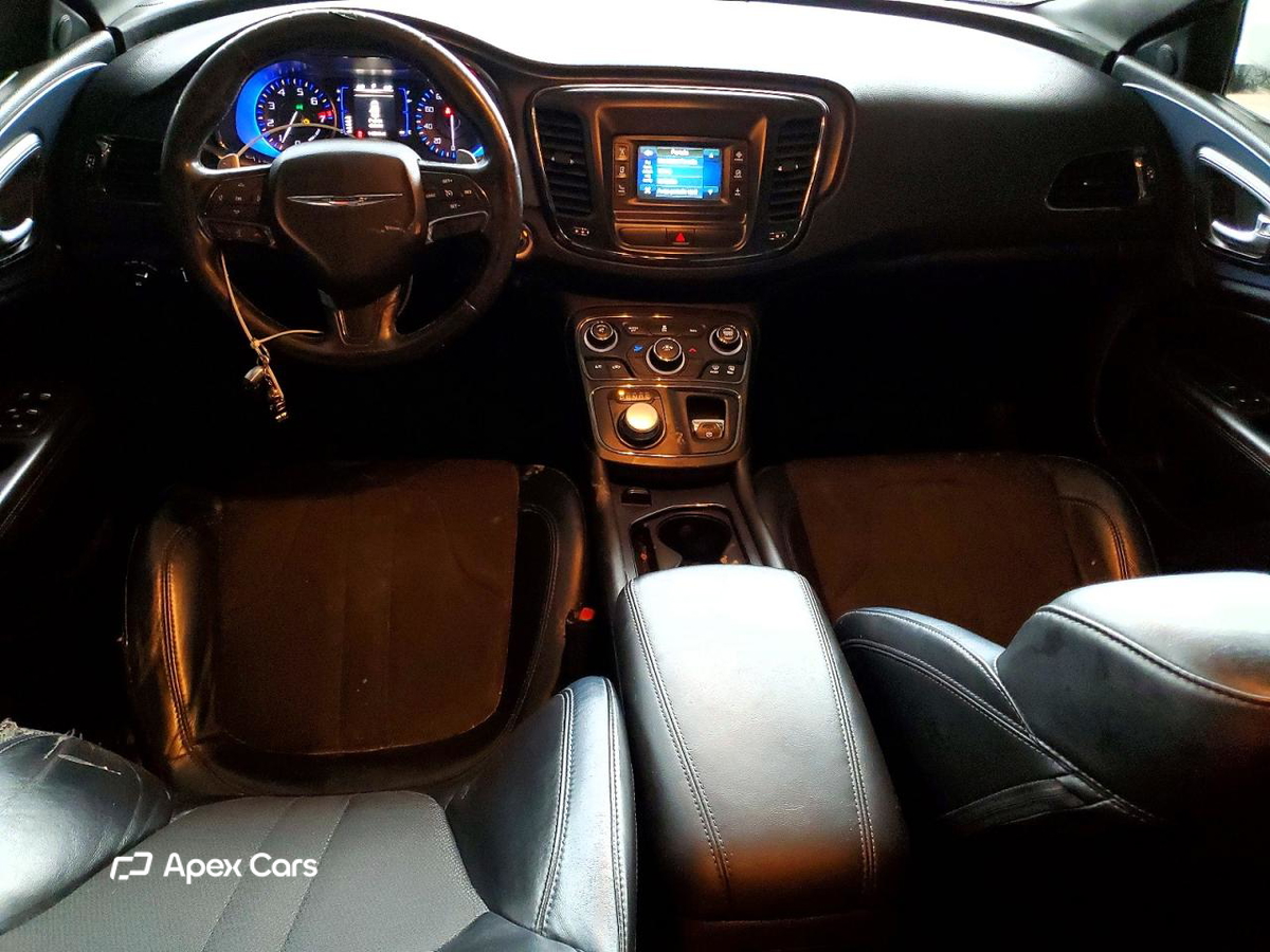 Chrysler 200 2015