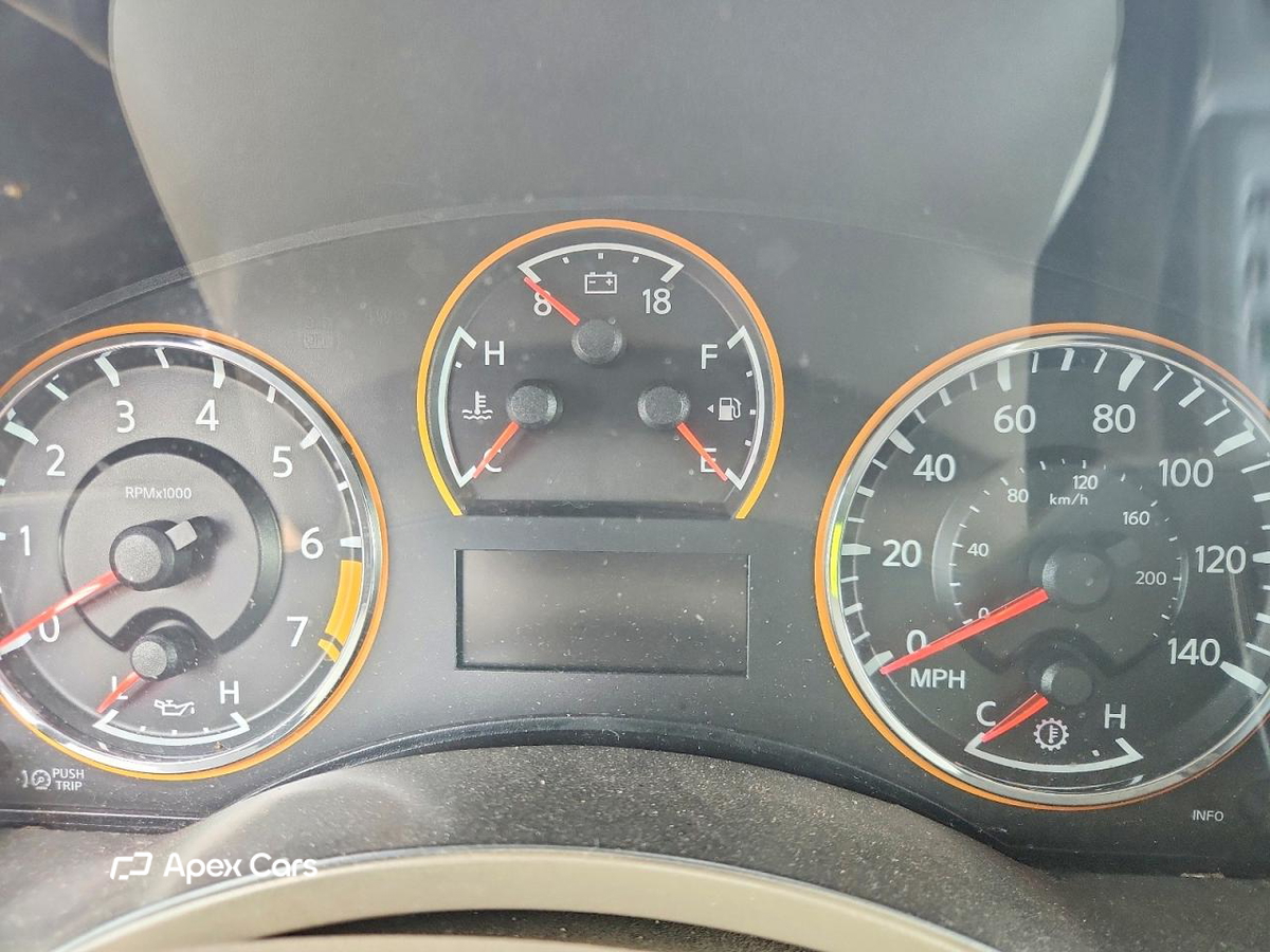 Nissan Armada 2015